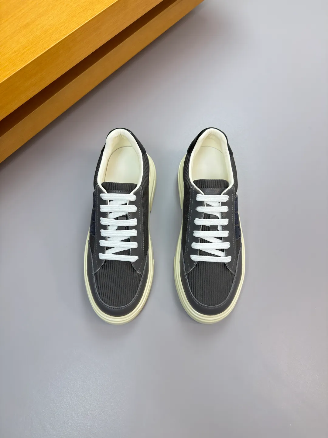 Men's men's shoes 💰420 [New style] 🏃‍♂️🏃‍♂️[ Ferragamo] Ferragamo - High-end quality original order·Casual sports shoes - Upper: 🔝Nappa calfskin, suede calfskin, shoe body. Sewing brand totem, tongue air pressure brand logo - Inner: water-dyed cowhide - Outsole: ultra-light TPU foam rubber; molded outsole -Ultra-high quality control and fine workmanship: outstanding (high-end, extravagance, grade) -Size: 38-45 (46, can be customized)